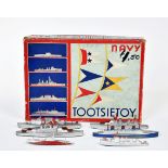 Tootsietoy, Navy ship set, USA, diecast, box, paint d.