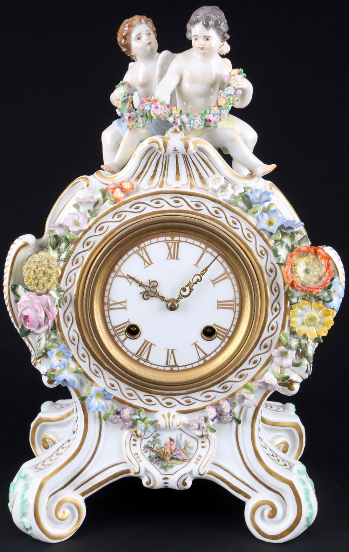 Meissen mantel clock with cherubs and flowers 1st choice - Ernst August LEUTERITZ,