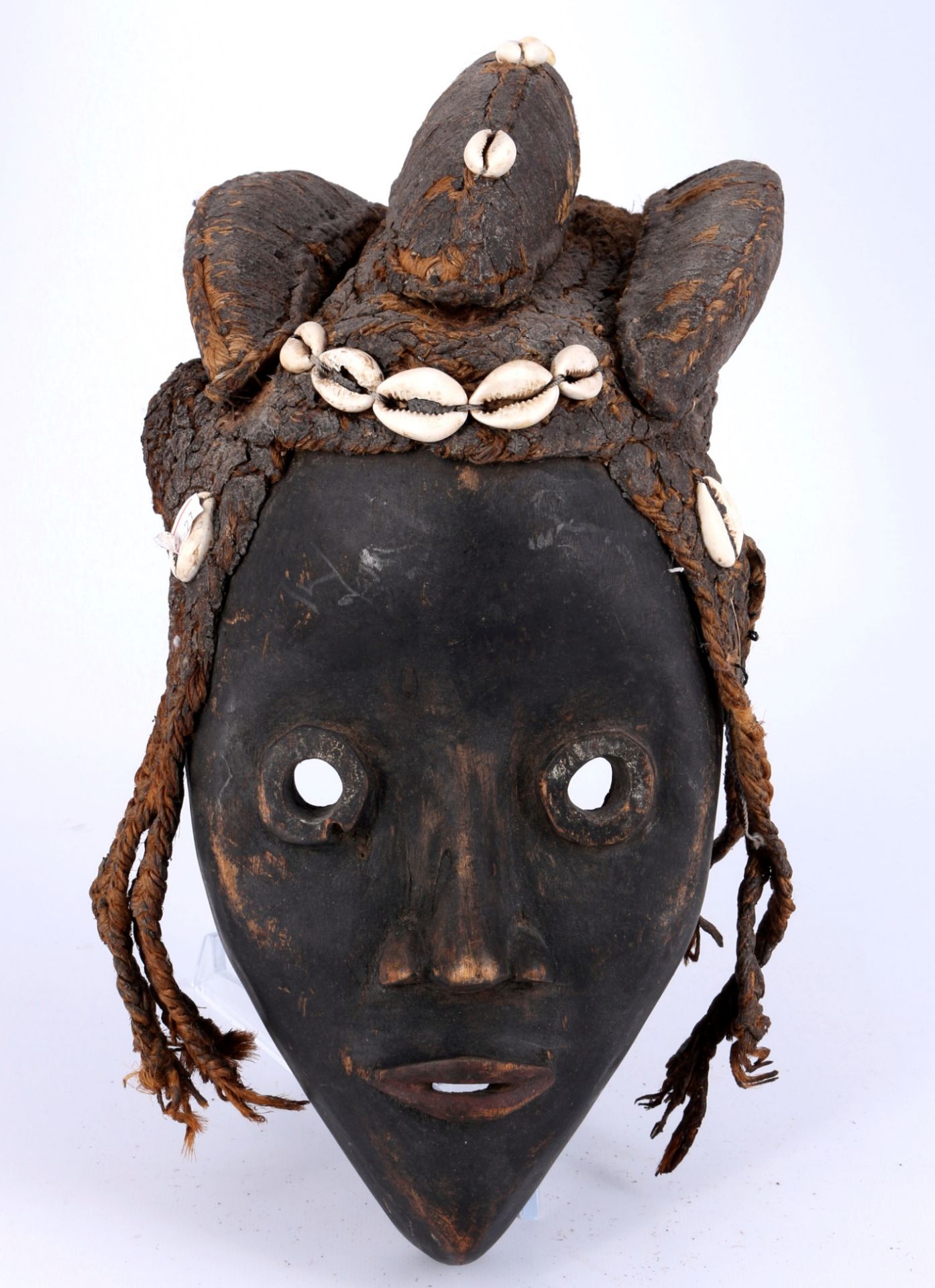 Africa 4 masks / ritual masks, Bamileke Liberia Nigeria Idoma, - Image 2 of 5