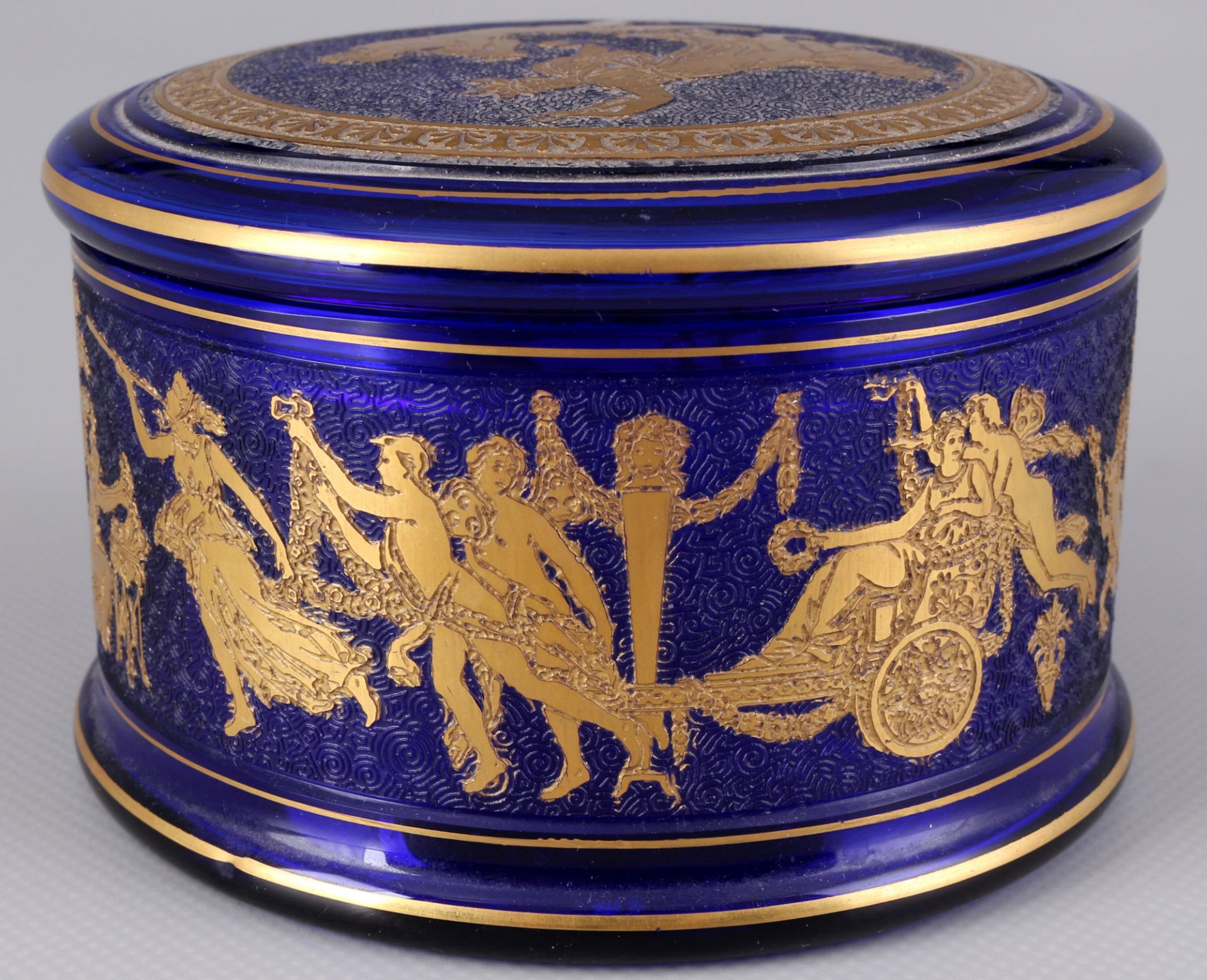 Val Saint Lambert Danse de Flore royal blue bonbonniere / lidded box, - Image 4 of 6