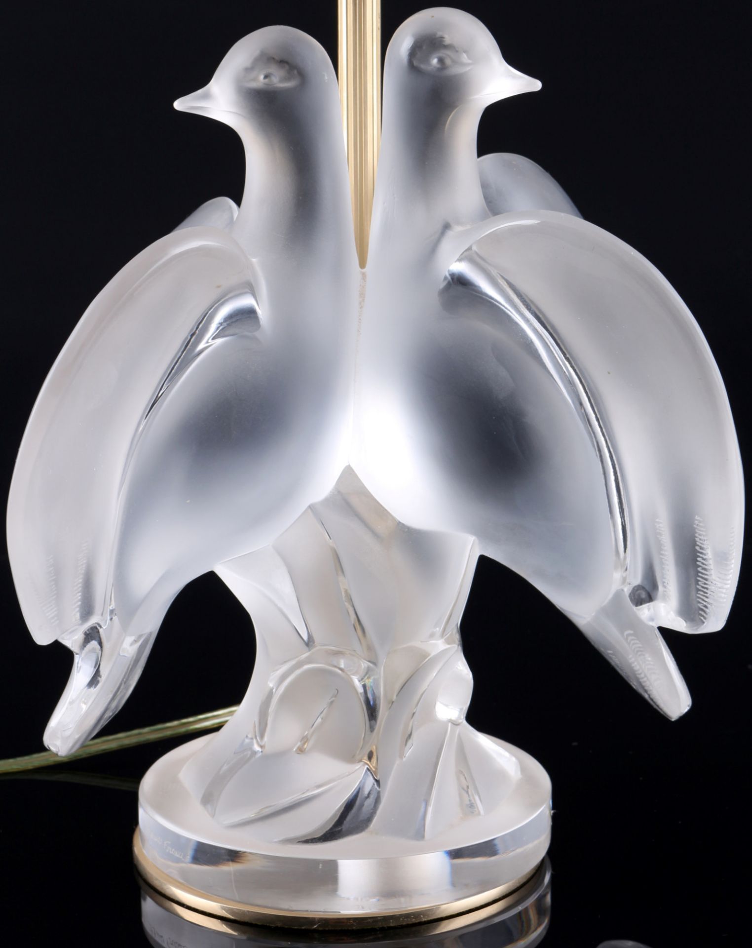 Lalique Deux Colombes Tischlampe, - Bild 2 aus 6