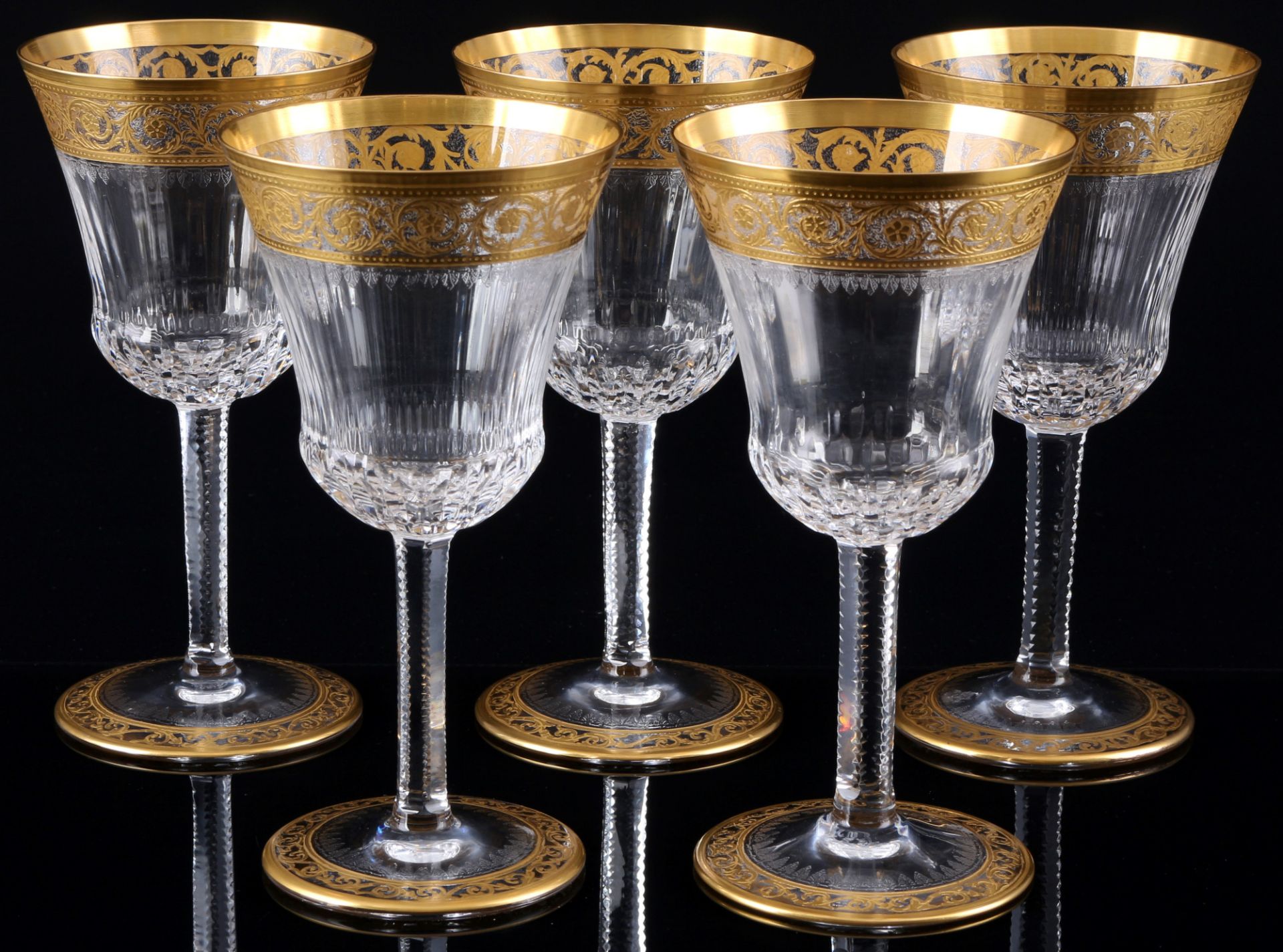 St. Louis Thistle Gold 5 wine glasses no. 3,