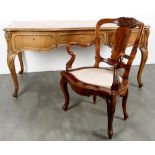 Louis XV desk with armchair around 1900, Schreibtisch mit Sessel um 1900,