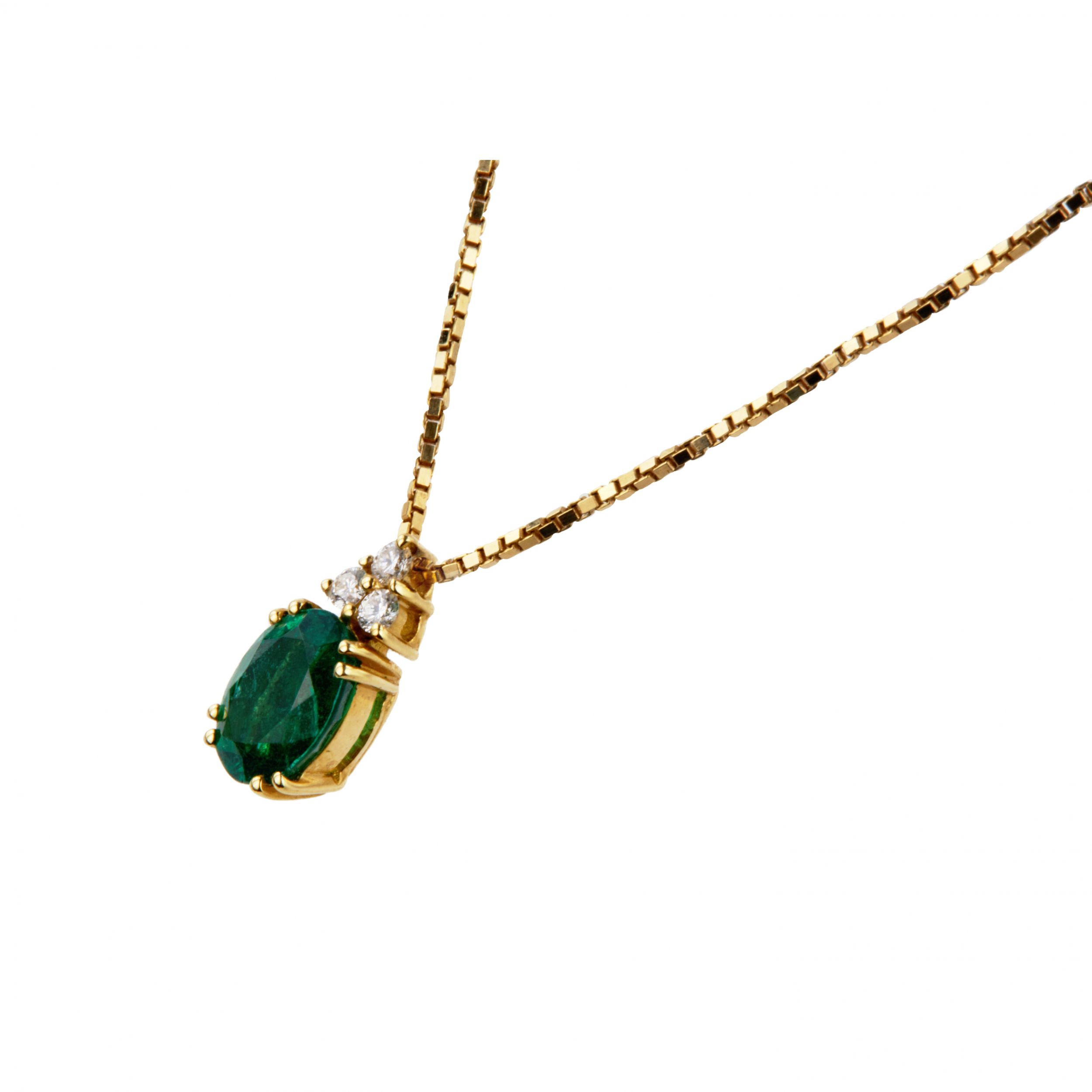 Giorgio Visconti. 18K gold pendant and earrings with emeralds and diamonds. - Image 4 of 8