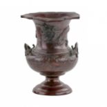 Bronze Chinese vase of the 19th century.