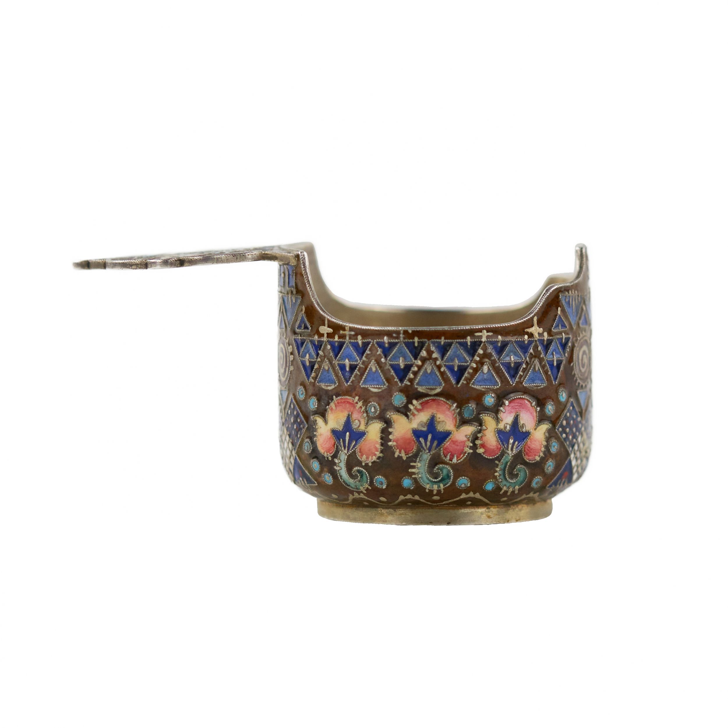 Russian Art Nouveau kovsh in cloisonne enamel by Fyodor Ruckert. Moscow, 1908-1917 - Image 9 of 13