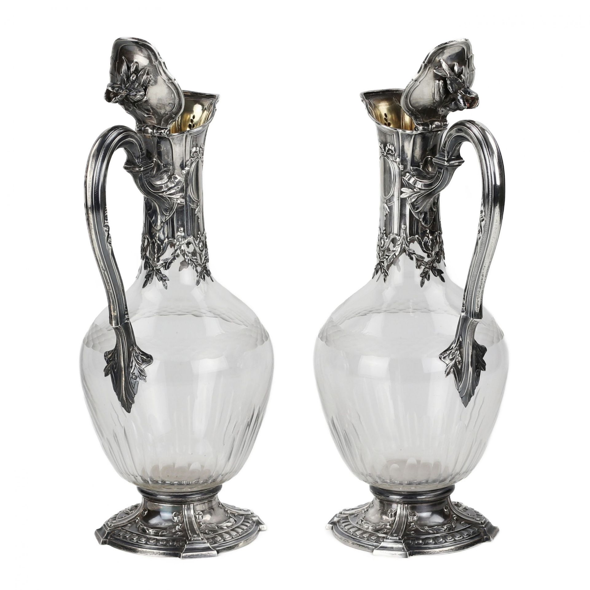 Pair of French glass wine jugs in silver. 19th century. - Bild 4 aus 9
