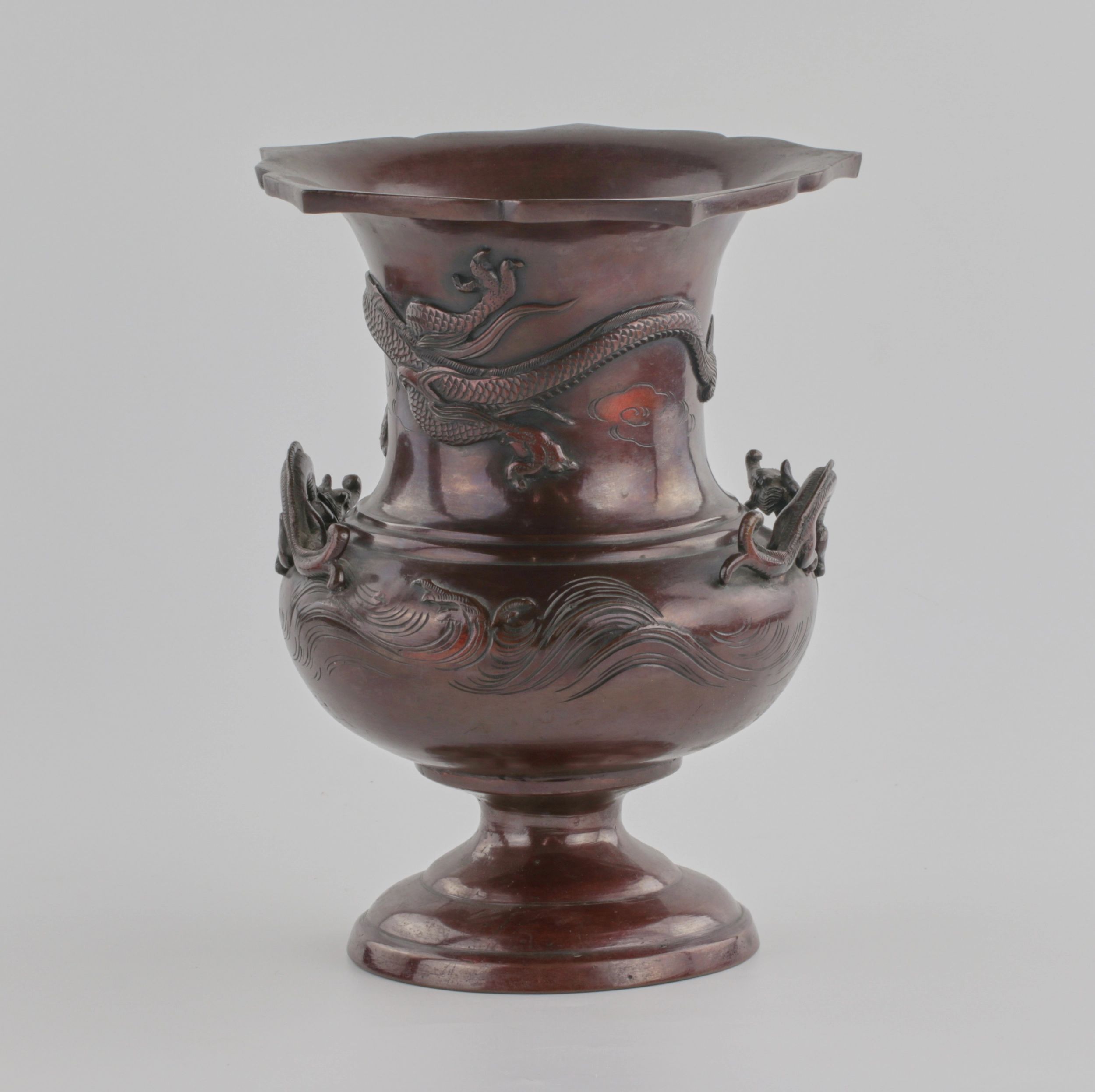 Bronze Chinese vase of the 19th century. - Image 4 of 6
