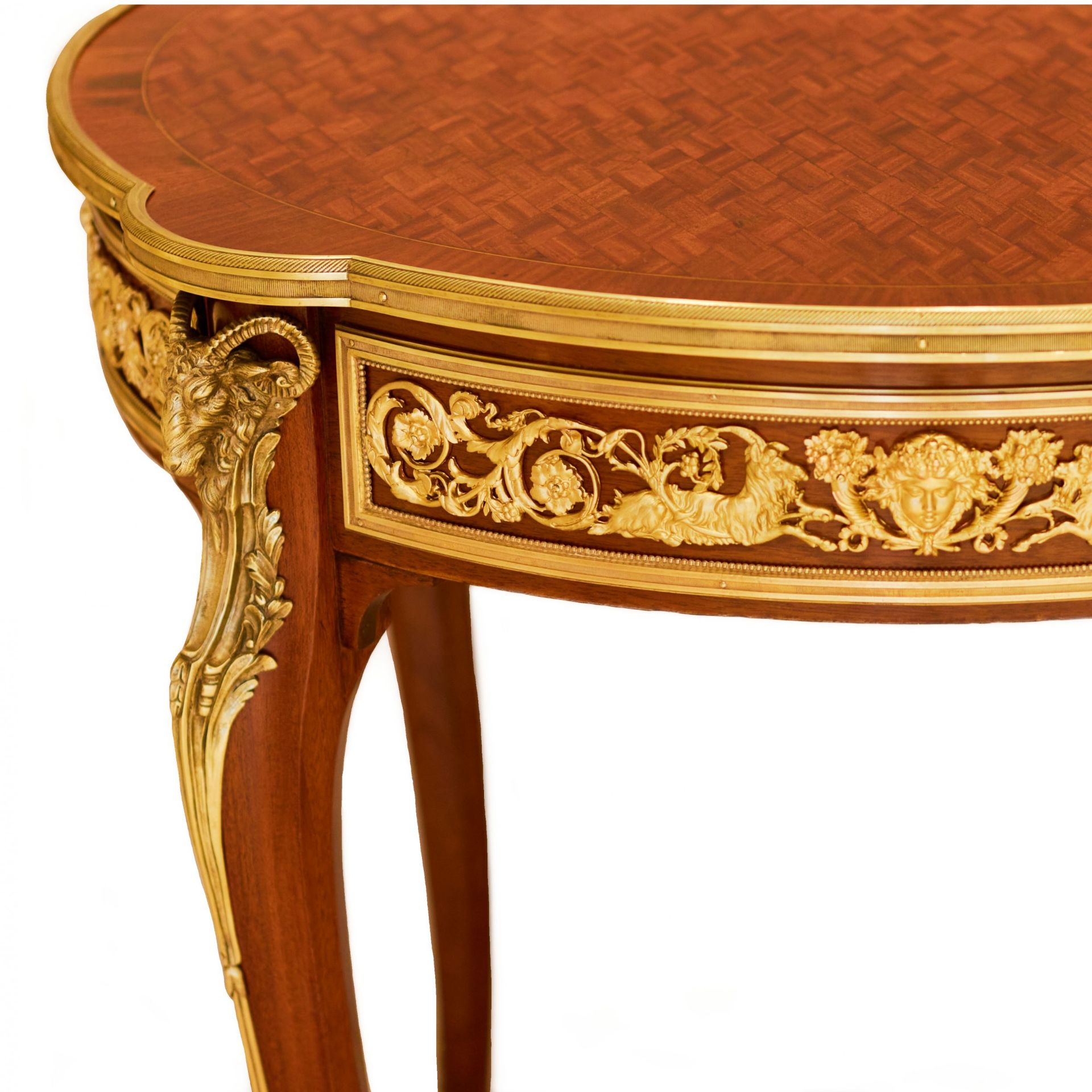 Mahogany table decorated with marquetry in the style of Louis XV, Francois Linke. Late 19th century - Bild 6 aus 6