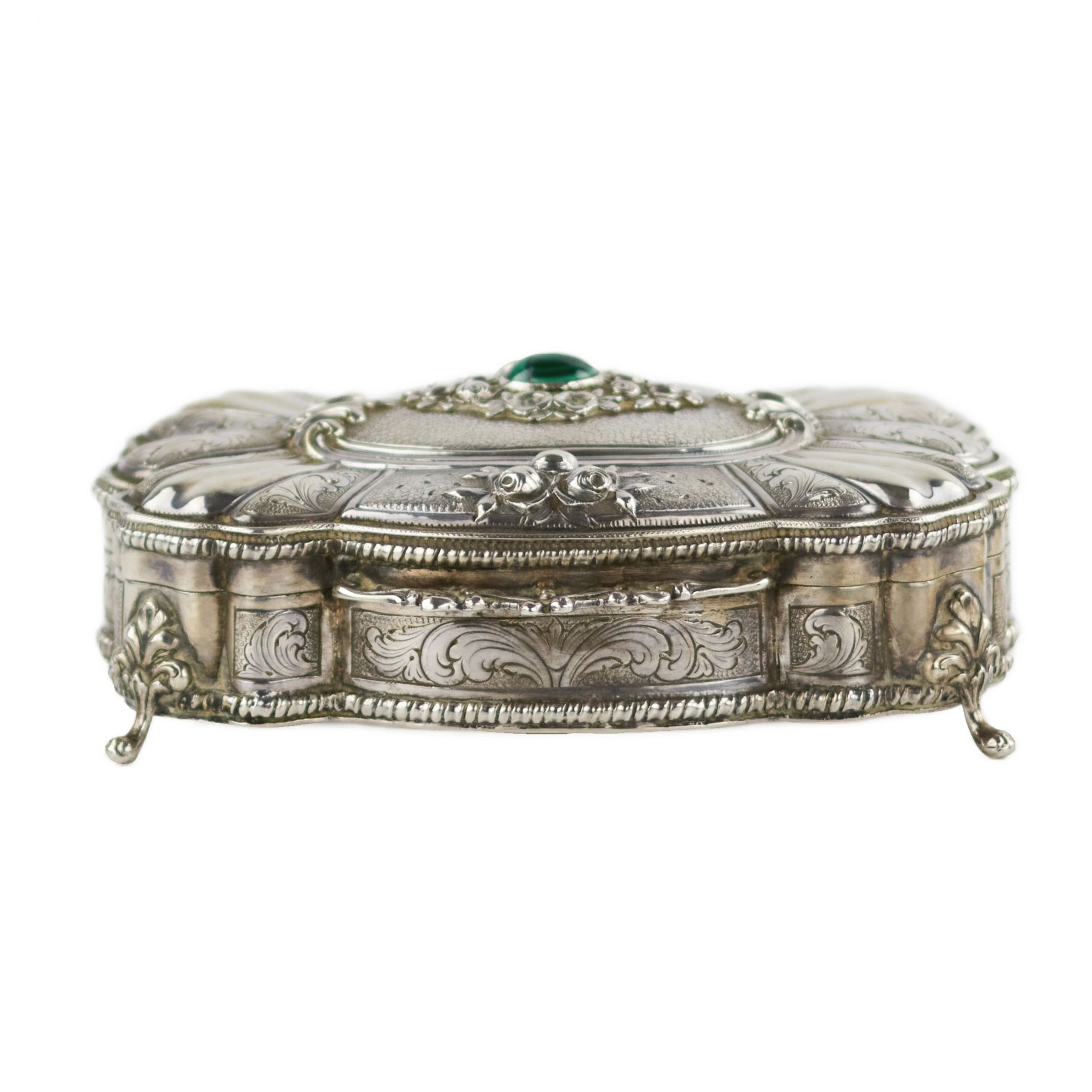 Italian, silver jewelry box of baroque shape. 20th century. - Image 5 of 11