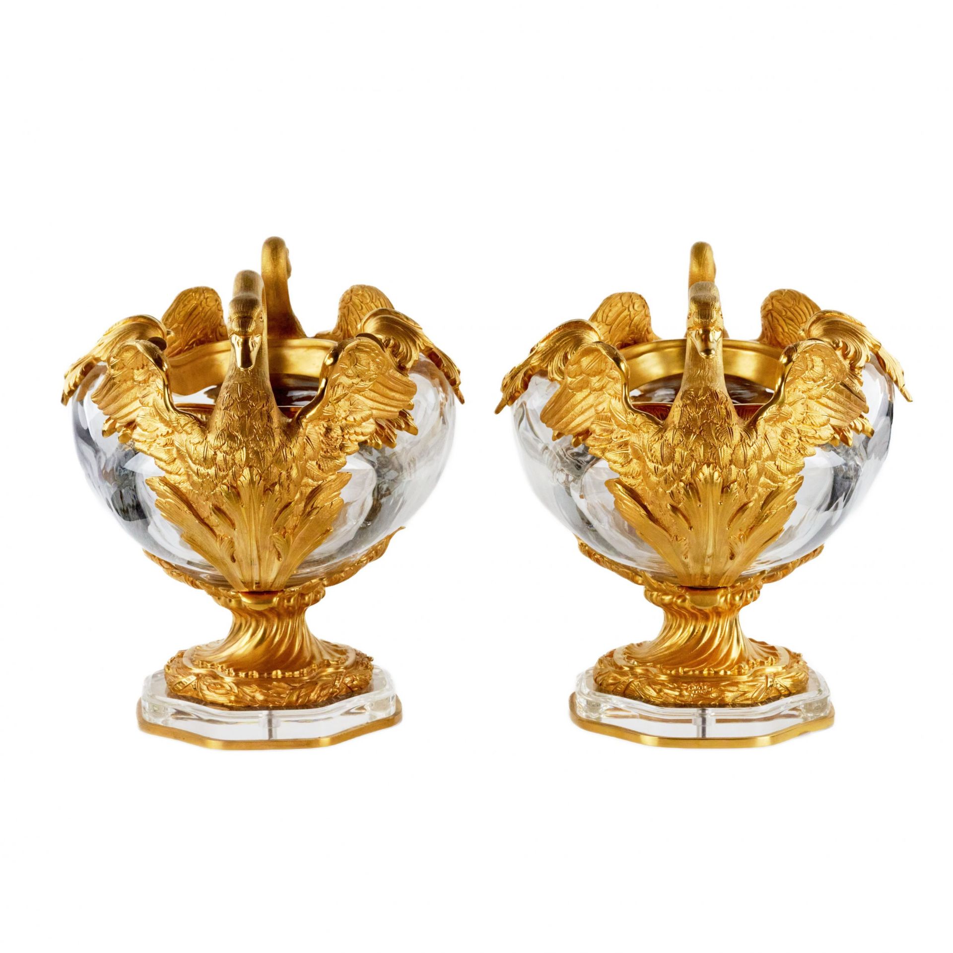 Pair of oval vases in cast glass and gilt bronze, with swan motif. France 20th century. - Image 8 of 8