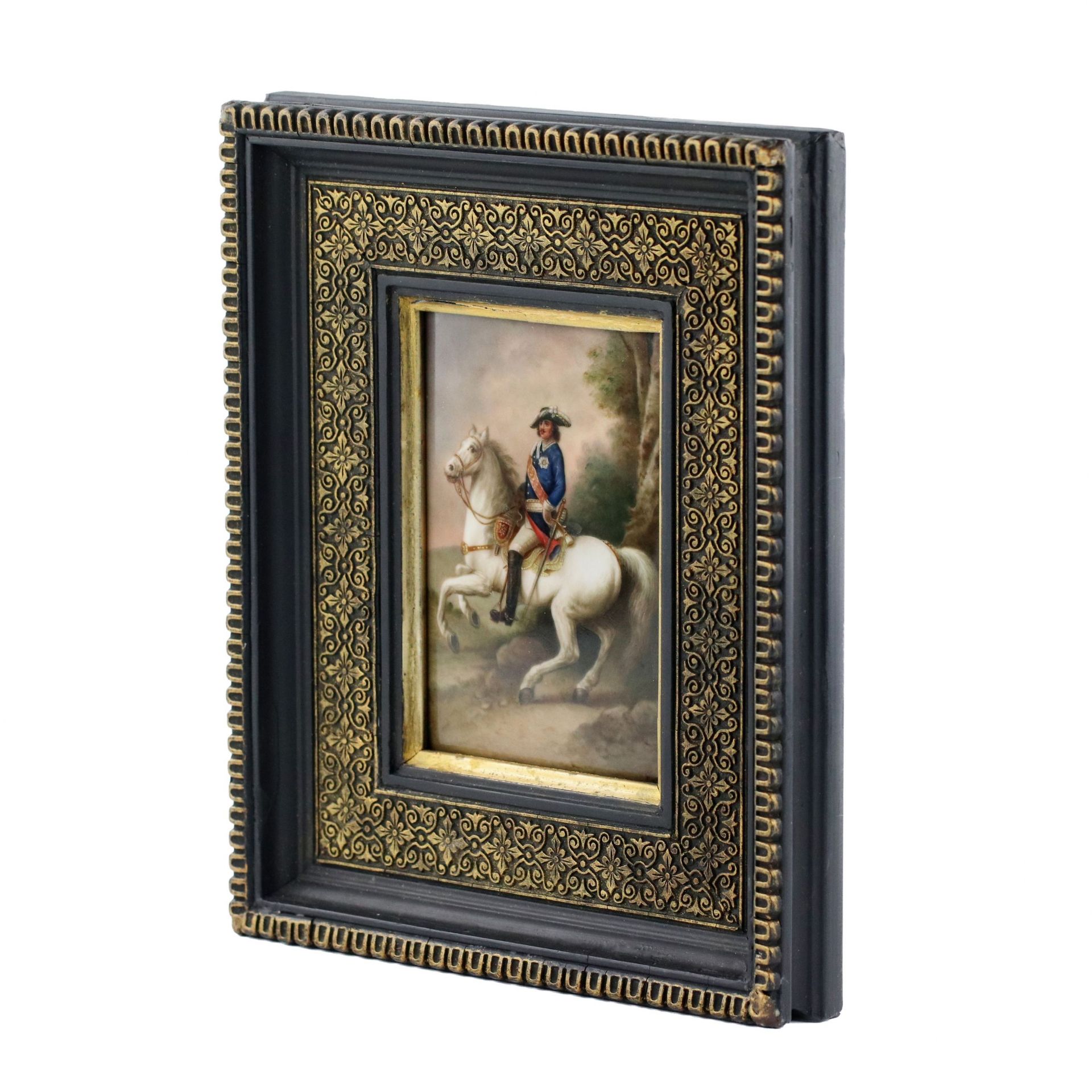 Porcelain plaque. Portrait of the equestrian monarch Peter the Great. 19th century. - Bild 3 aus 5