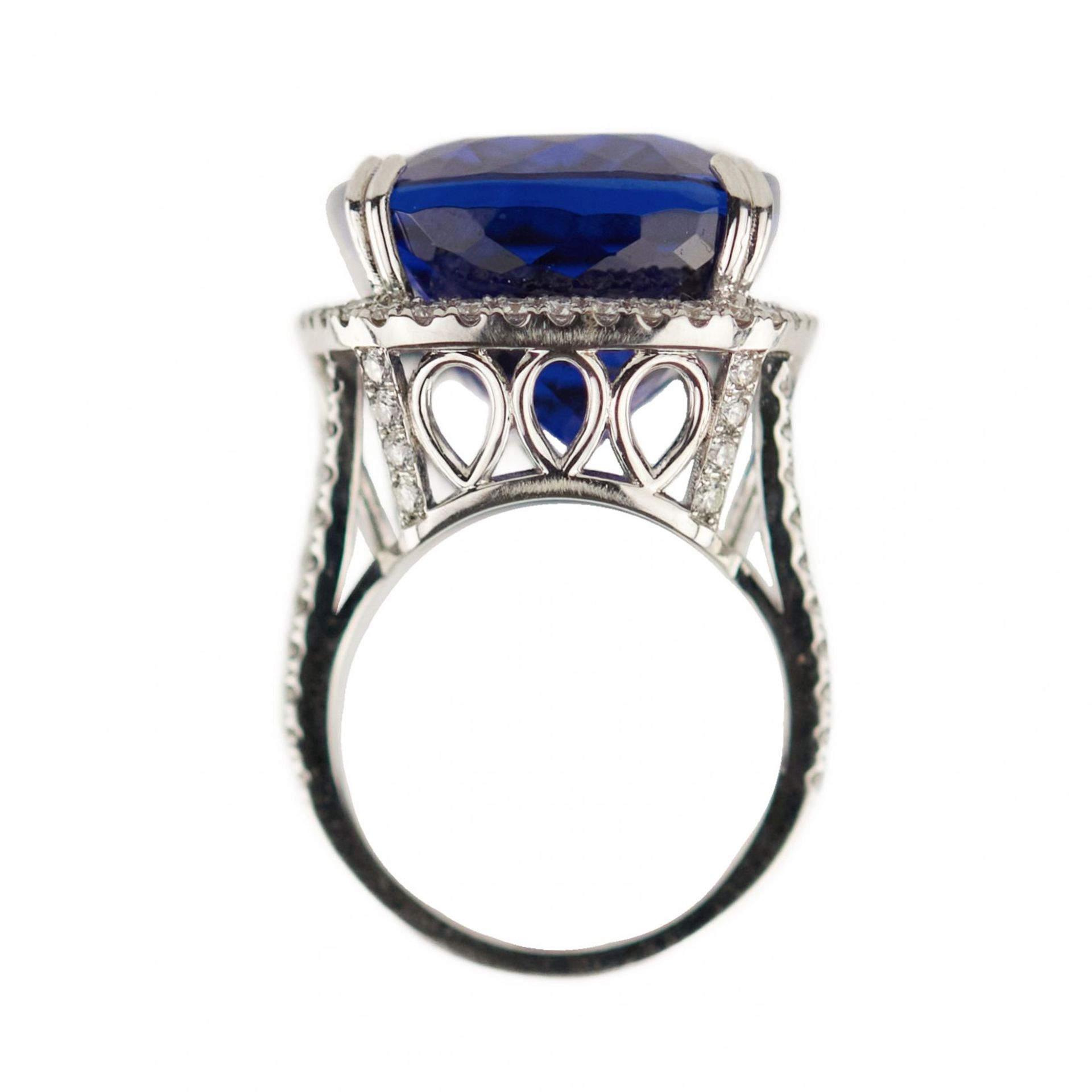 Gold ring with tanzanite and diamonds. - Bild 3 aus 5