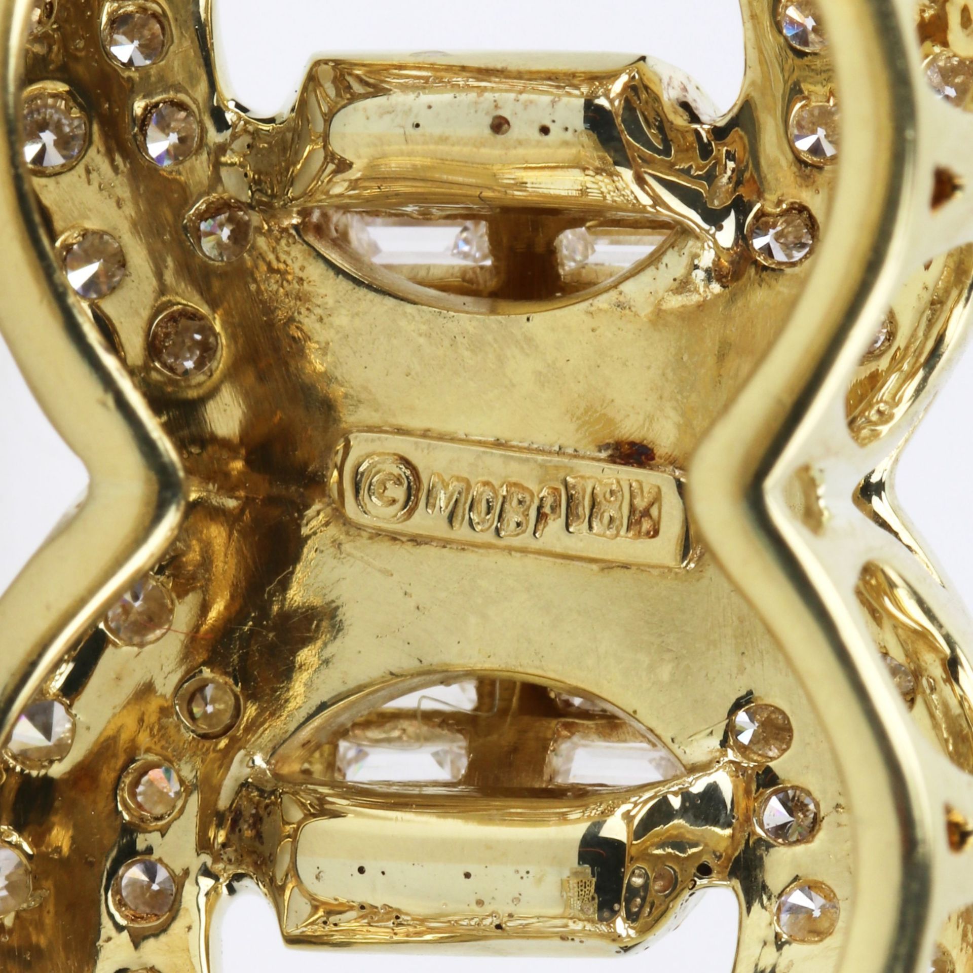 Gold bracelet with diamonds in the form of a belt. - Image 6 of 7