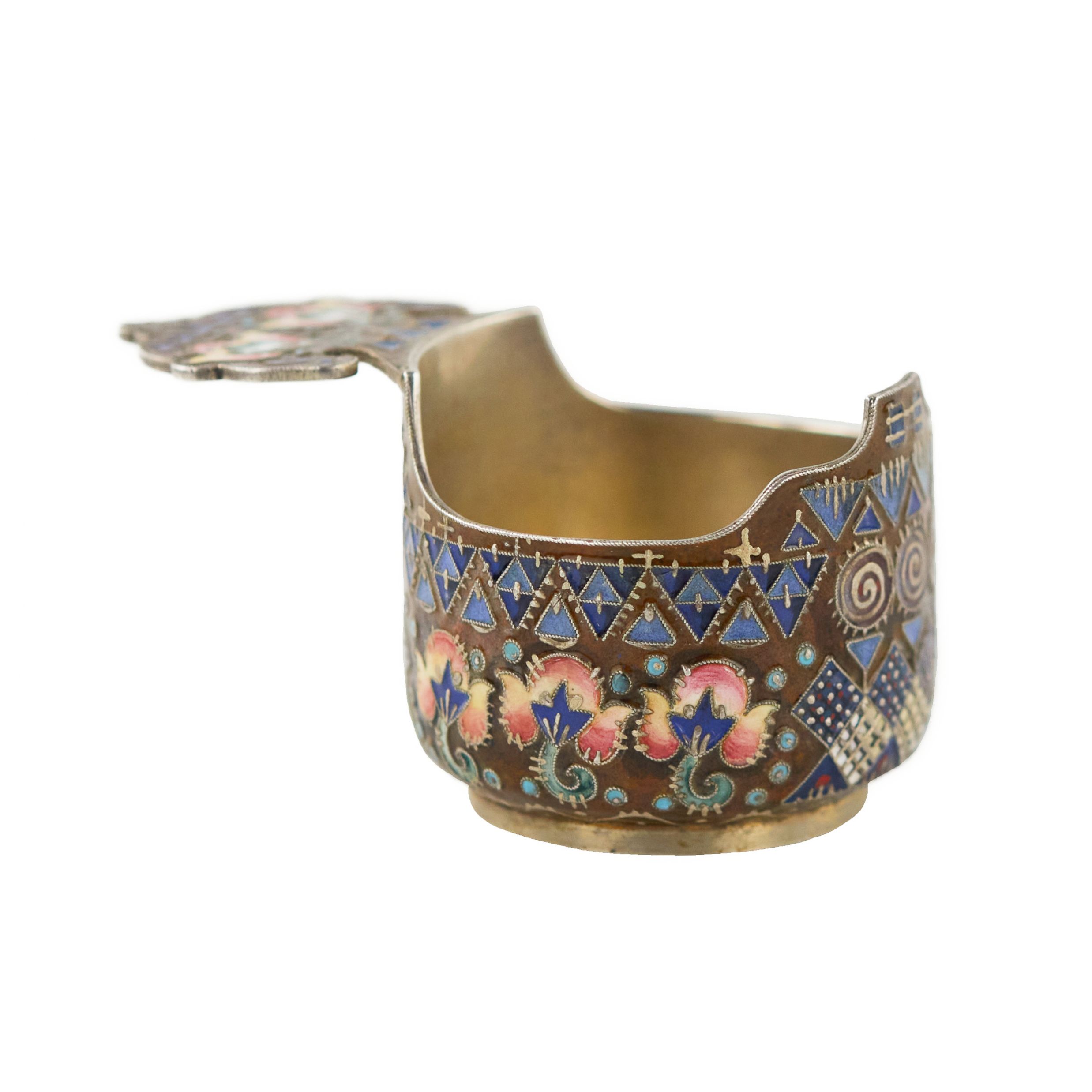 Russian Art Nouveau kovsh in cloisonne enamel by Fyodor Ruckert. Moscow, 1908-1917 - Image 10 of 13