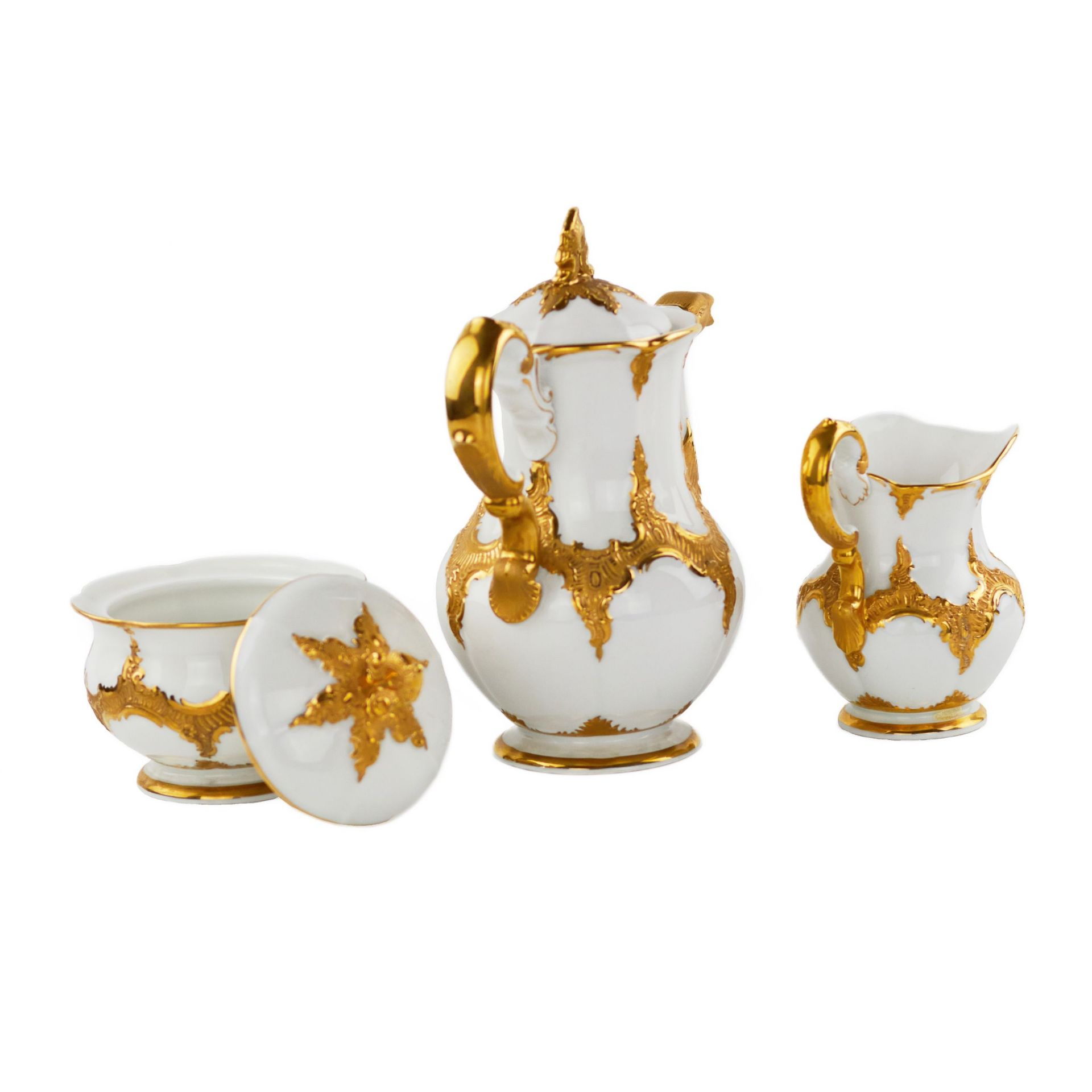 Luxurious mocha service for six people. Meissen. 20th century. - Bild 7 aus 8