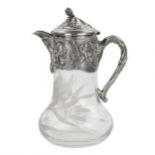 Crystal jug in silver from the Art Nouveau era.