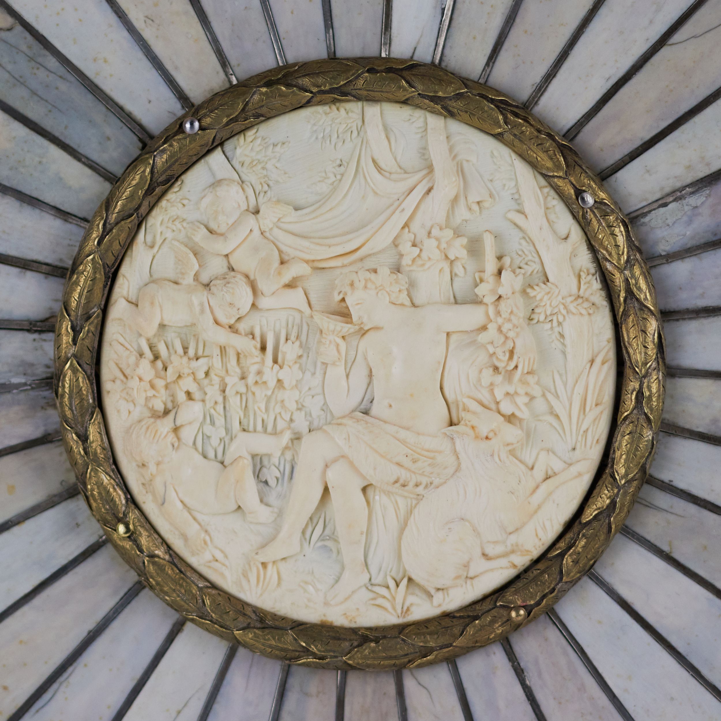 A magnificent neo-Renaissance Bacchus dish inlaid with ivory on wood in the manner of Johann Michael - Image 3 of 7