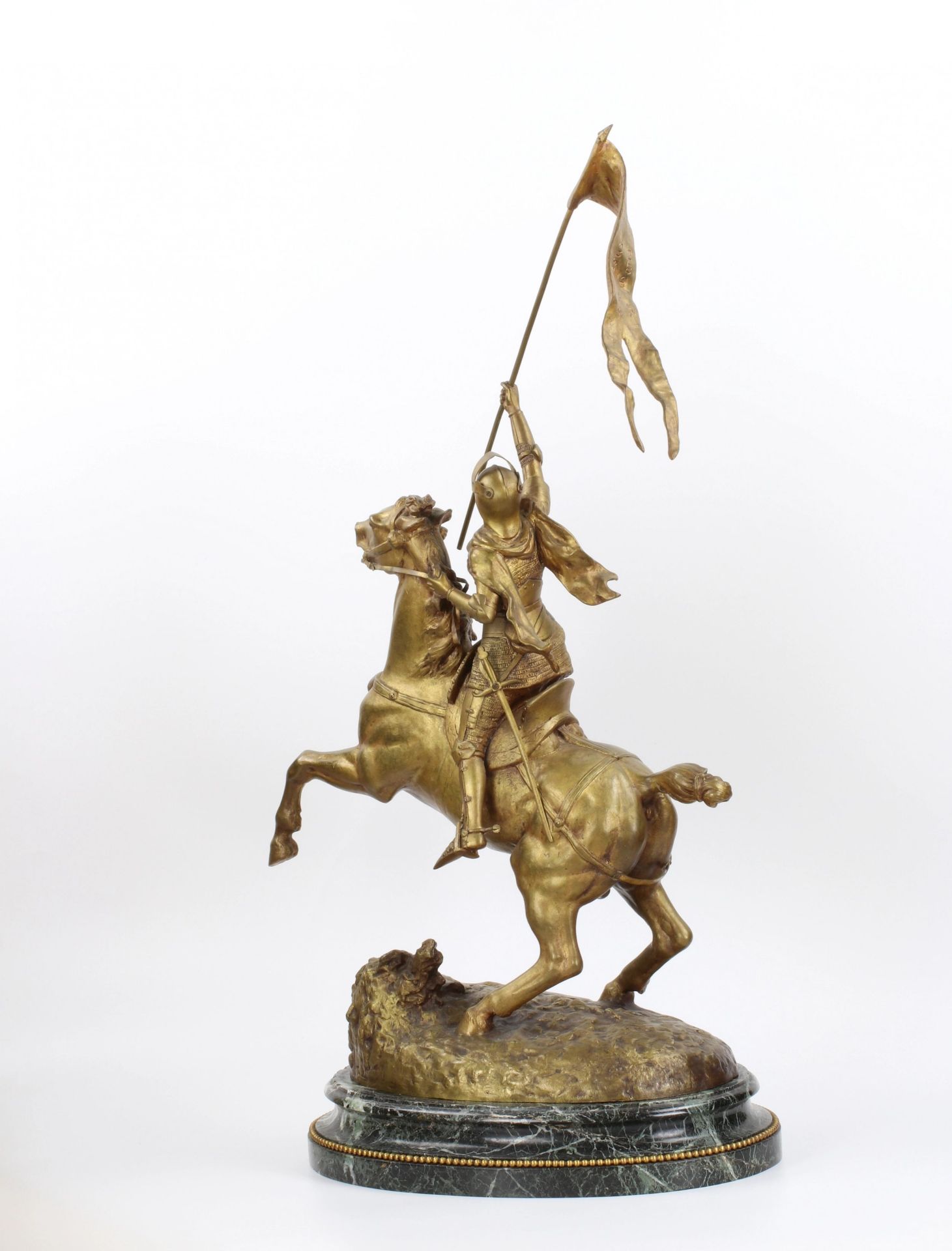 Heroic bronze of an equestrian knight. - Image 9 of 10