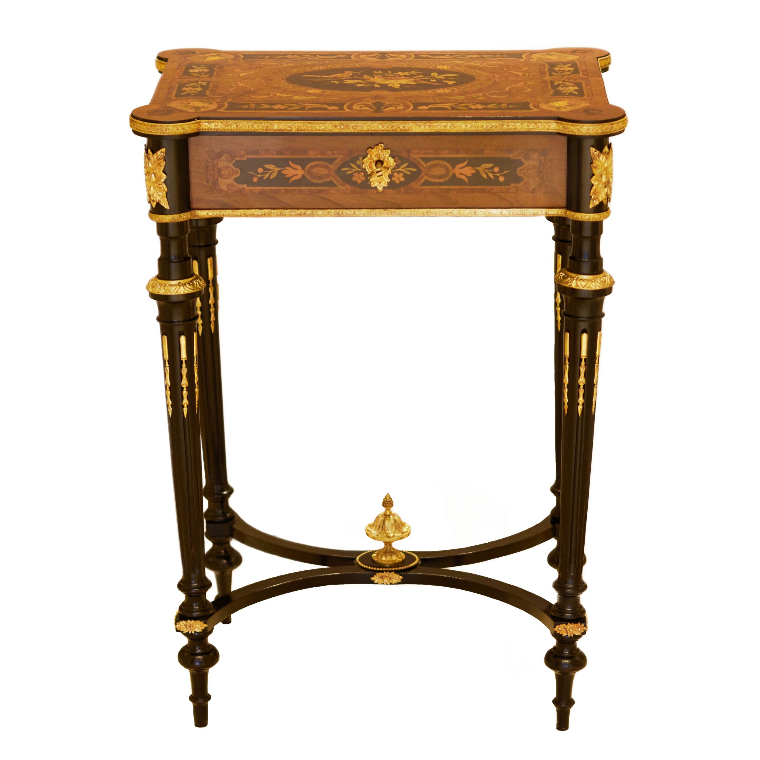 A lovely inlaid wood dressing table with gilded bronze. France late 19th century. - Bild 2 aus 9