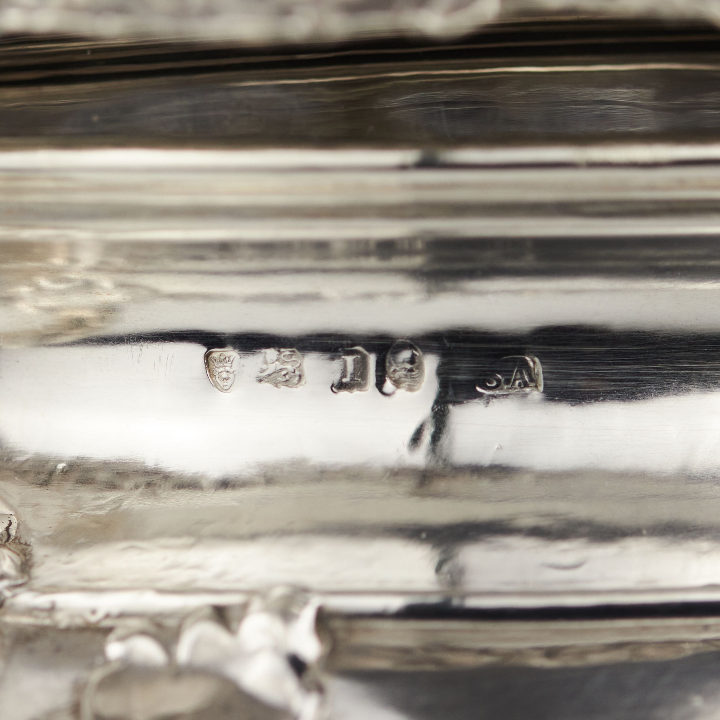 Pair of large, embossed silver wine coolers. England. 1804 Stephen Adams. - Image 10 of 10