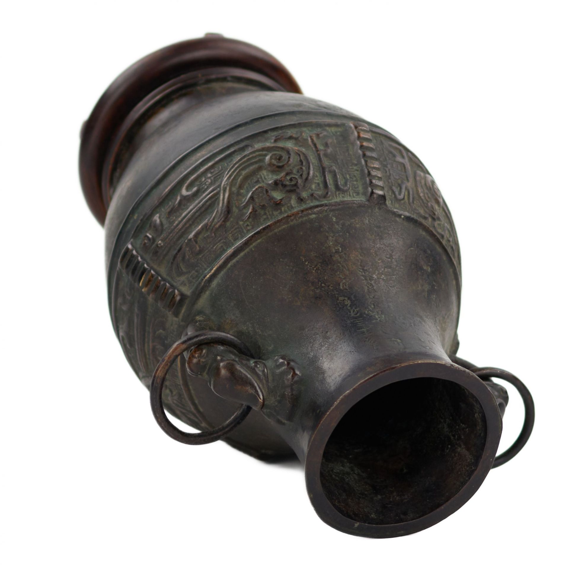 Bronze Jug for wine Hu, with Jinwen signs. China. - Image 5 of 11