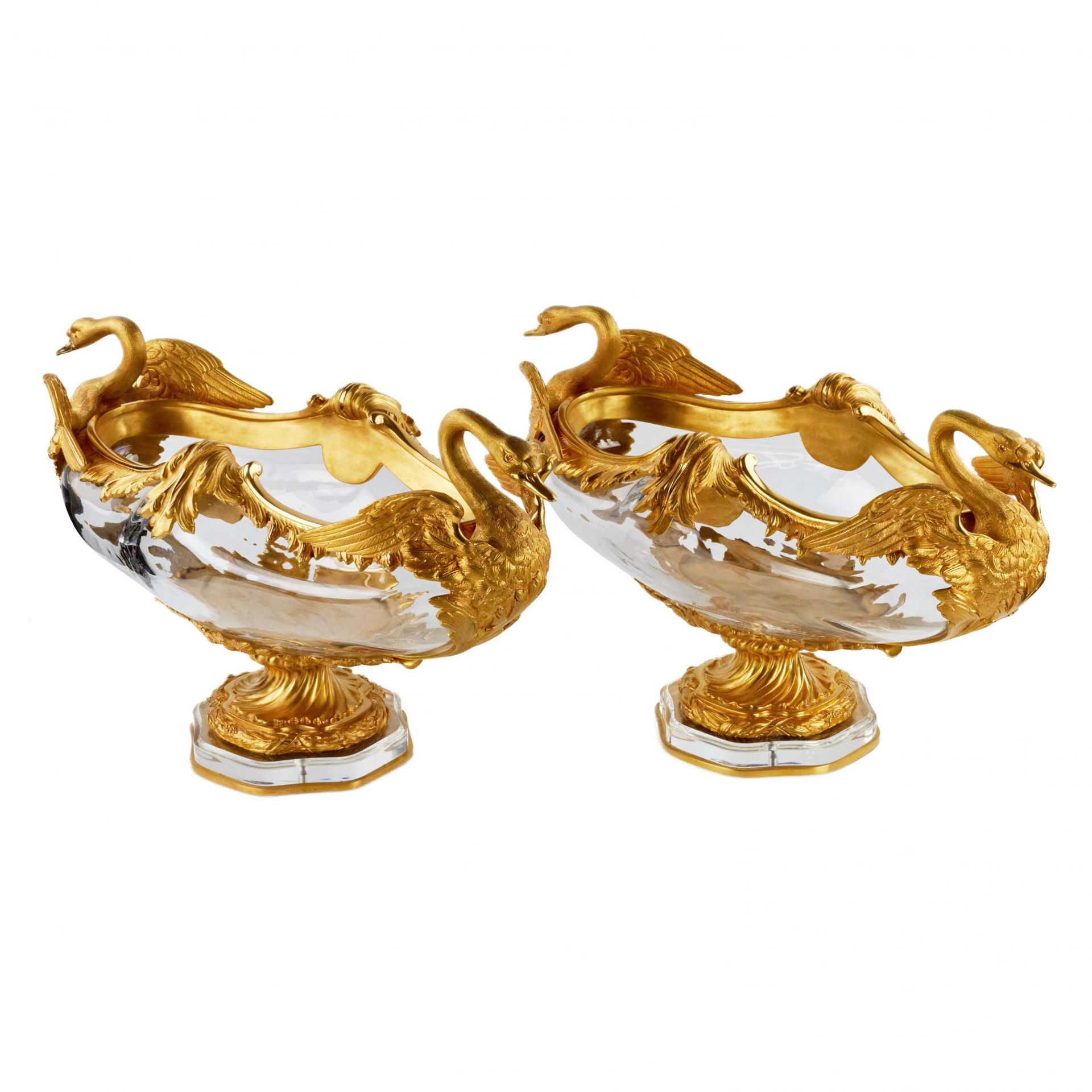 Pair of oval vases in cast glass and gilt bronze, with swan motif. France 20th century. - Image 3 of 8