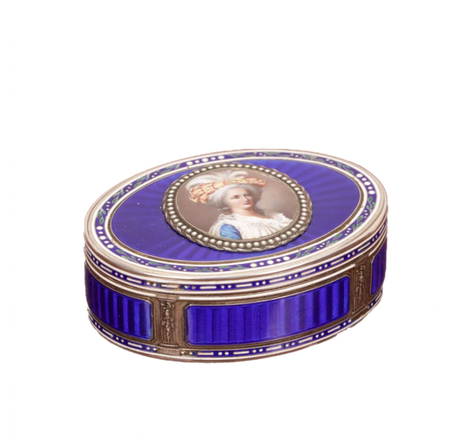 Oval box made of gilded silver with guilloche enamel decor. Early 20th century. - Bild 8 aus 9