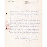 Euwe, Max. Eigenhändig geschriebener Brief von Max Euwe, signiert und datiert "21.04. 1978".