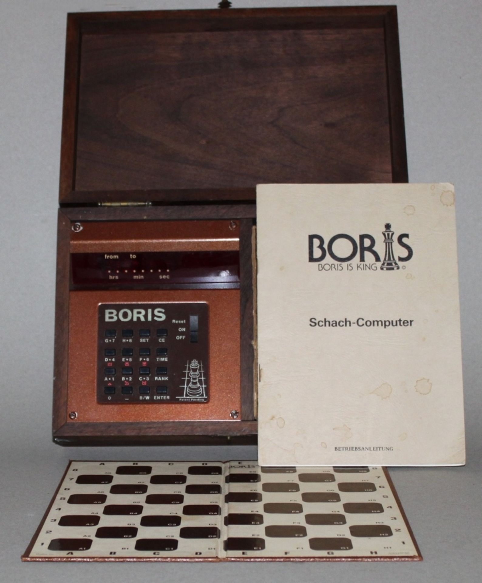 Schachcomputer. Chafitz. Boris. Schachcomputer (Größe 15,2 x 12 cm) mit komplettem