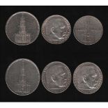 Deutsches Reich. 2 Silbermünzen zu 5 Reichsmark und 1 Silbermünze zu 2 Reichsmark. Erster