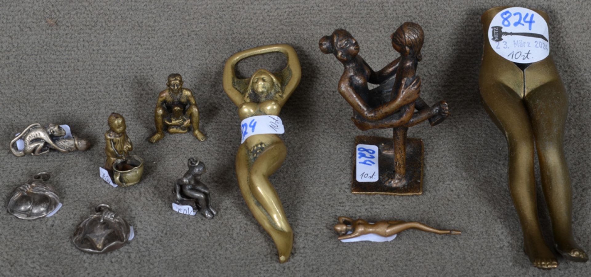 Konvolut Erotika. Frankreich 20. Jh. Bronze, u.a. Flaschenöffner, Nussknacker, Figurenpaar und