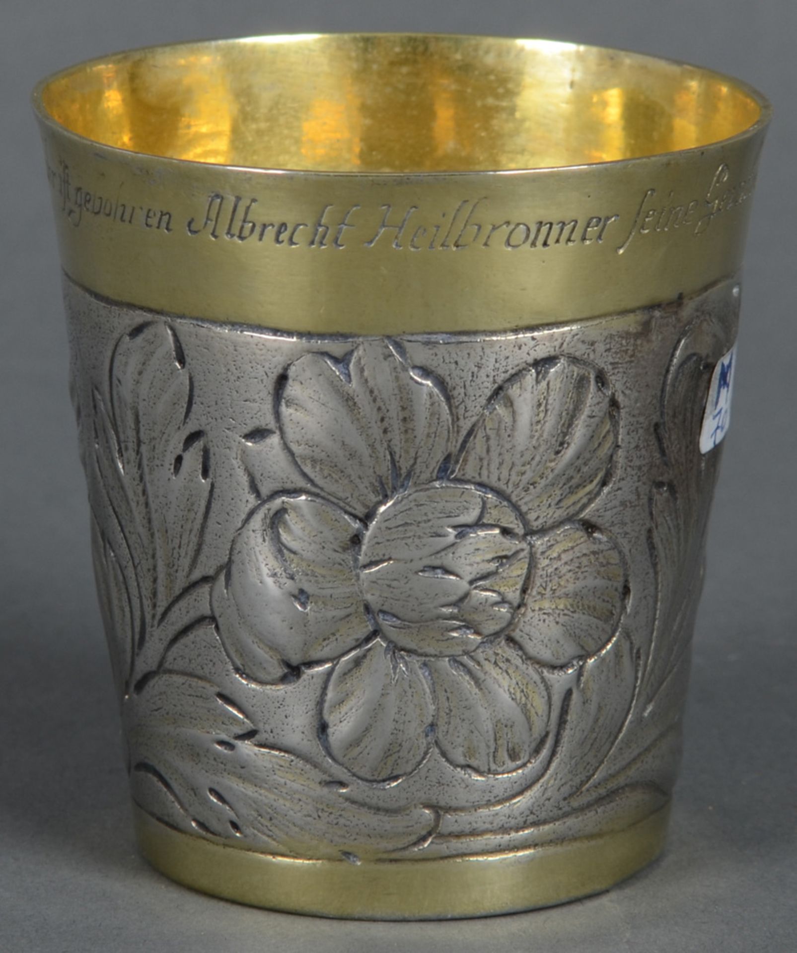 Kleiner Taufbecher. Ulm, Meister Caspar Mayer (Meister seit 1700). Silber, ca. 64 g, walzenförmig si - Bild 3 aus 5