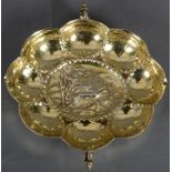 Ovale Weinprobierschale. Deutsch um 1680. Silber, ca. 106 g, reliefiert mit springendem Hirsch, teil