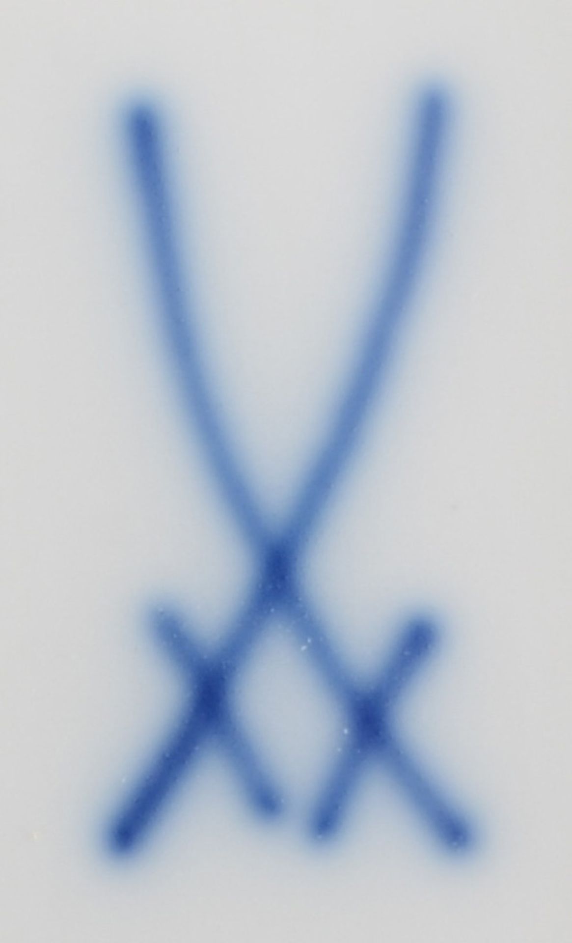 Vier unterschiedliche Formteile „Zwiebelmuster“. Meissen 19./20. Jh. Porzellan, unterglasurblau - Image 2 of 2
