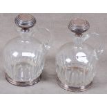 Paar Karaffen. Baccarat & Maison Boin-Taburet um 1900. Kristallglas, geschliffen, mit Silberstandfuß