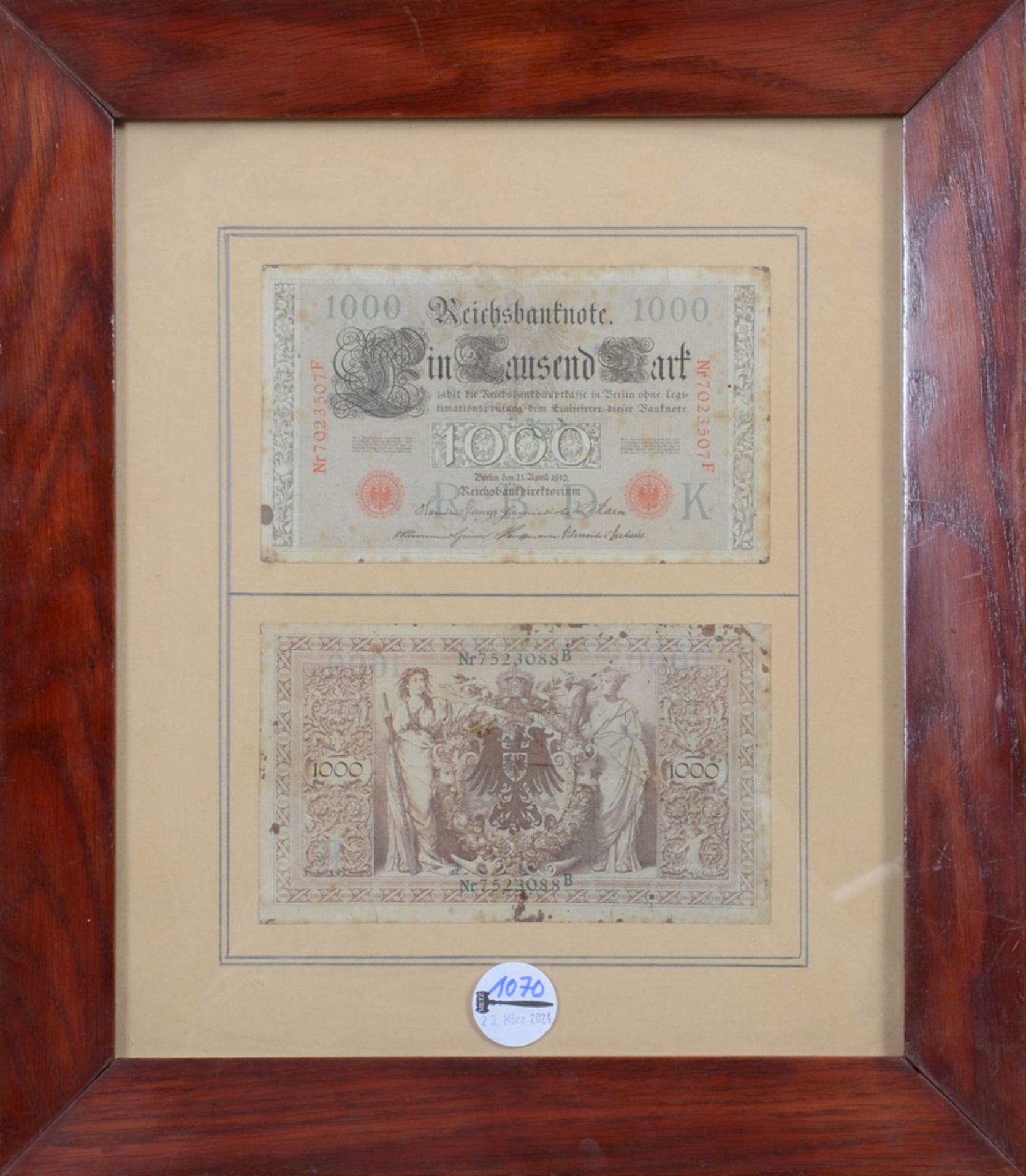 Zwei 1000-Reichsmark-Scheine, einer a.d. Jahr 1910, hi./Gl. gerahmt, 11 x 18,5 cm.