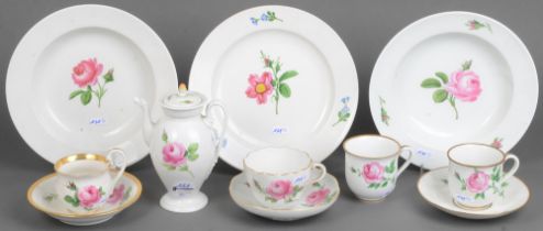 Achttlgs. Konvolut „Rote Rose“. Meissen 19./20. Jh. Porzellan, bunt bemalt; am Boden