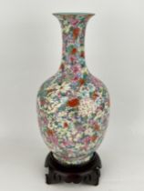 A Chinese Famille Rose vase, Qing Dynastry Pr. 