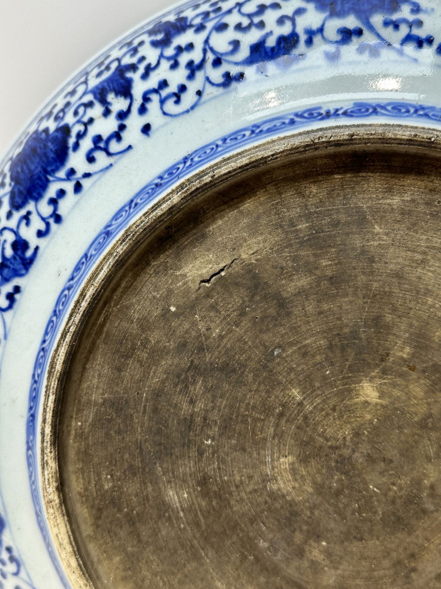 A Chinese Blue&White dish, 17TH/18TH Century Pr.  - Bild 12 aus 14