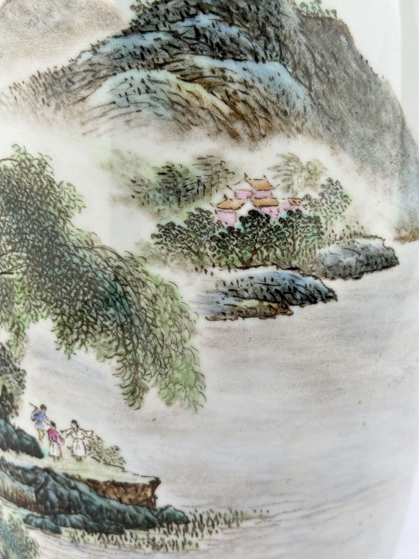 A Chinese porcelain vase, 19TH/21TH Century Pr. - Bild 9 aus 13