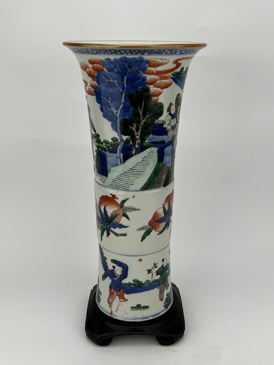 A Chinese Famille Rose vase, 17TH/18TH Century Pr.  - Image 4 of 11