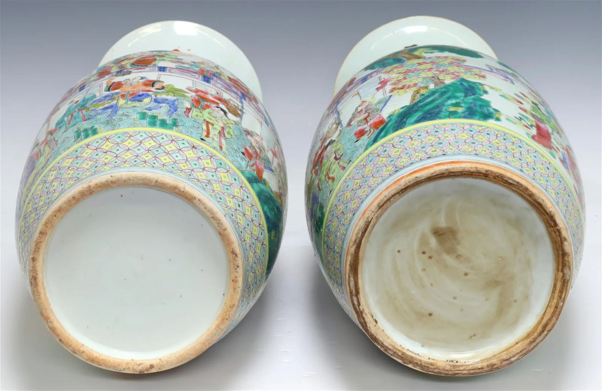 2X LARGE CHINESE FAMILLE ROSE PORCELAIN VASES  - Image 3 of 3