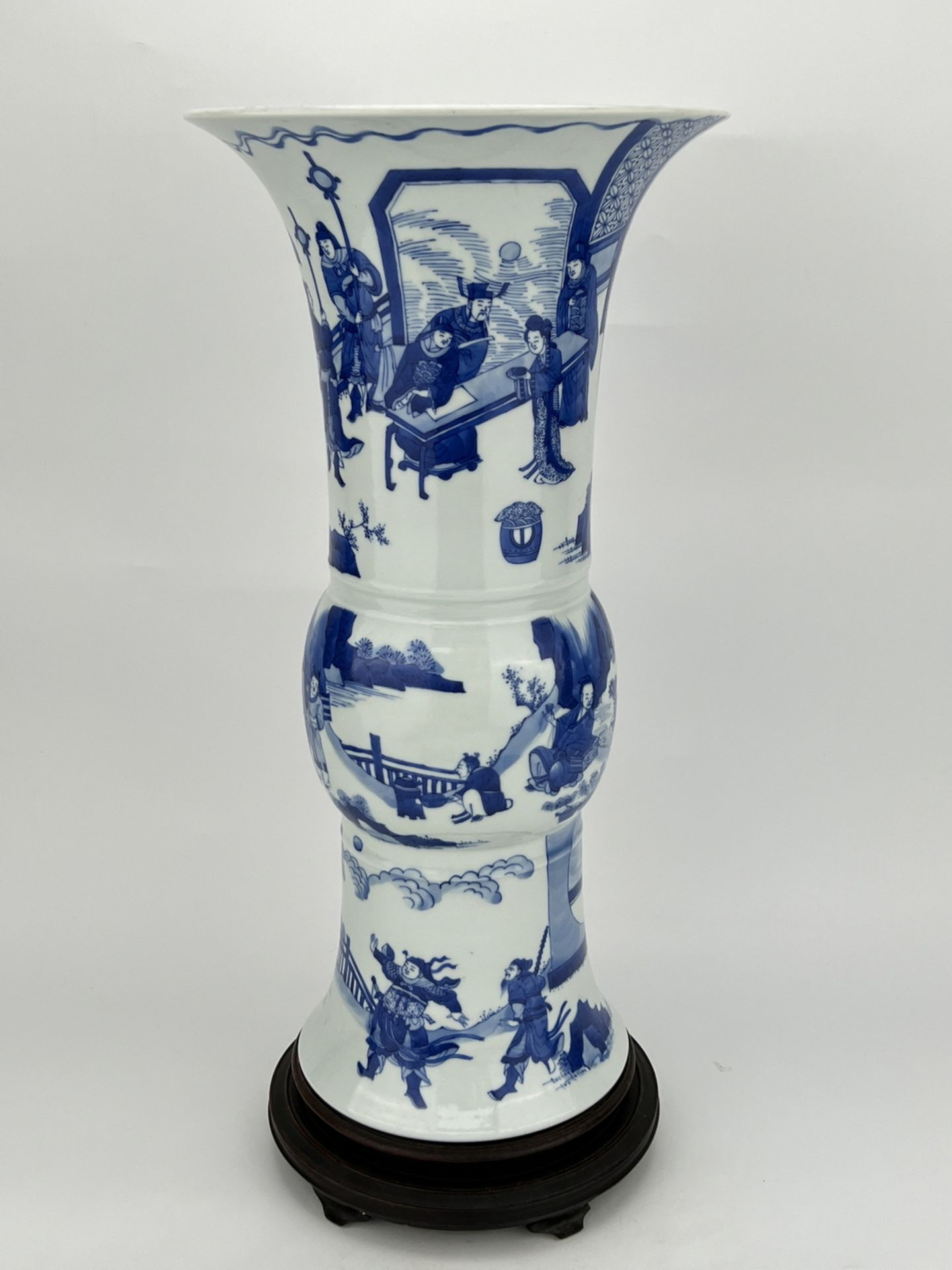 A Chinese Gu-type vase, 17TH/18TH Century Pr.  - Image 6 of 14