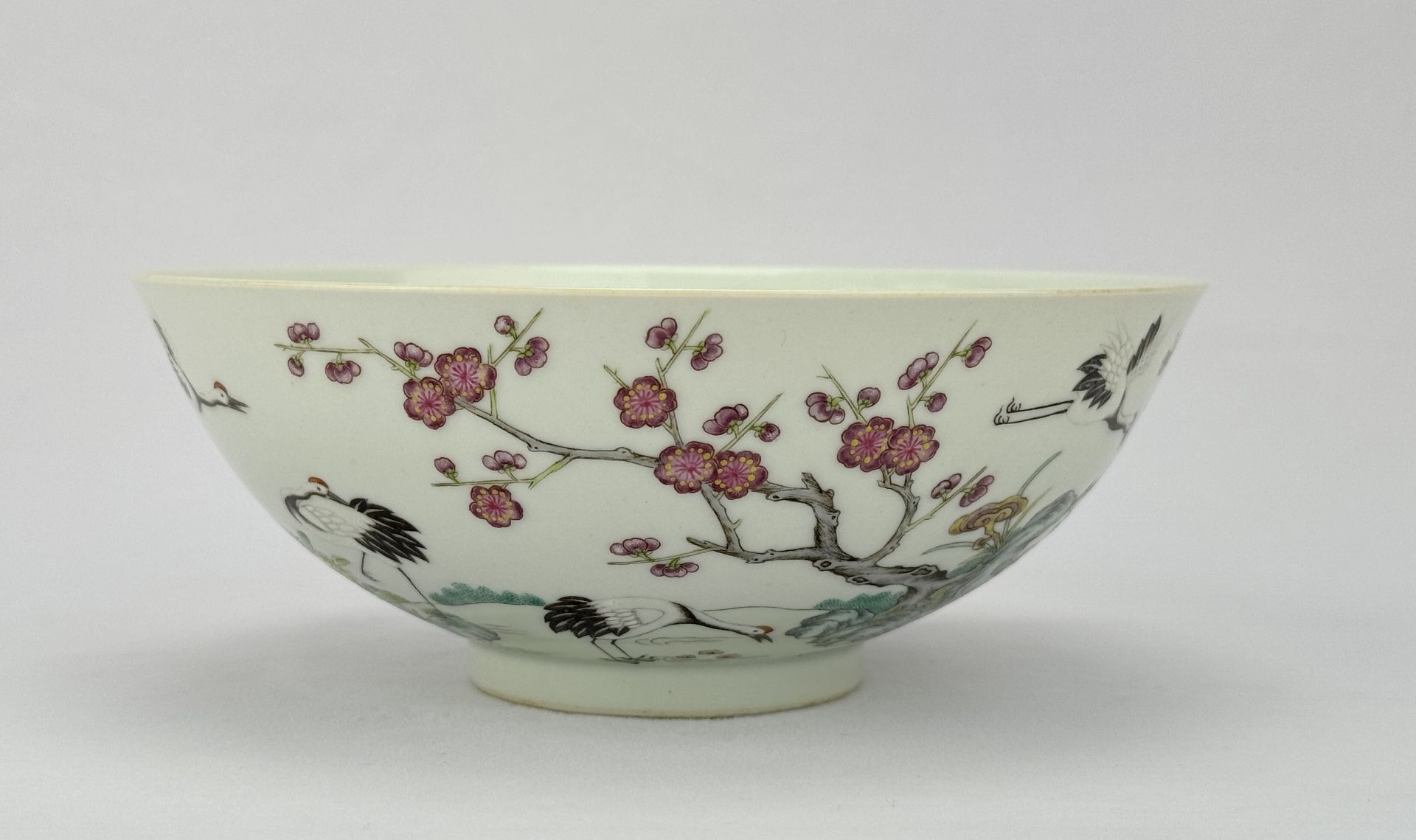 A Chinese Famille Rose bowl, 19TH/20TH Century Pr.  - Bild 3 aus 6