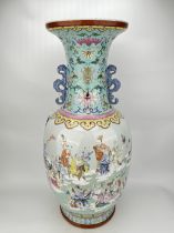 An extra ordinary large size of Chinese Famille Rose rose vase, 18TH/19TH Century Pr.