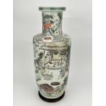 A Chinese Famille Rose vase, 17TH/18TH Century Pr. 