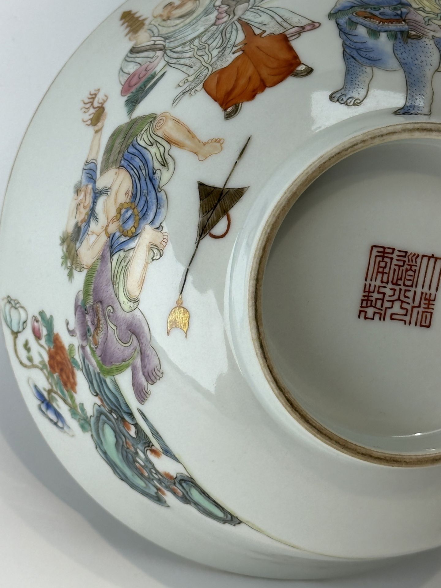 A Chinese Famille Rose bowl, 19TH/20TH Century Pr.  - Bild 8 aus 11