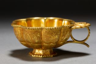 A Chinese gilt cup, 18TH/19TH Century Pr.