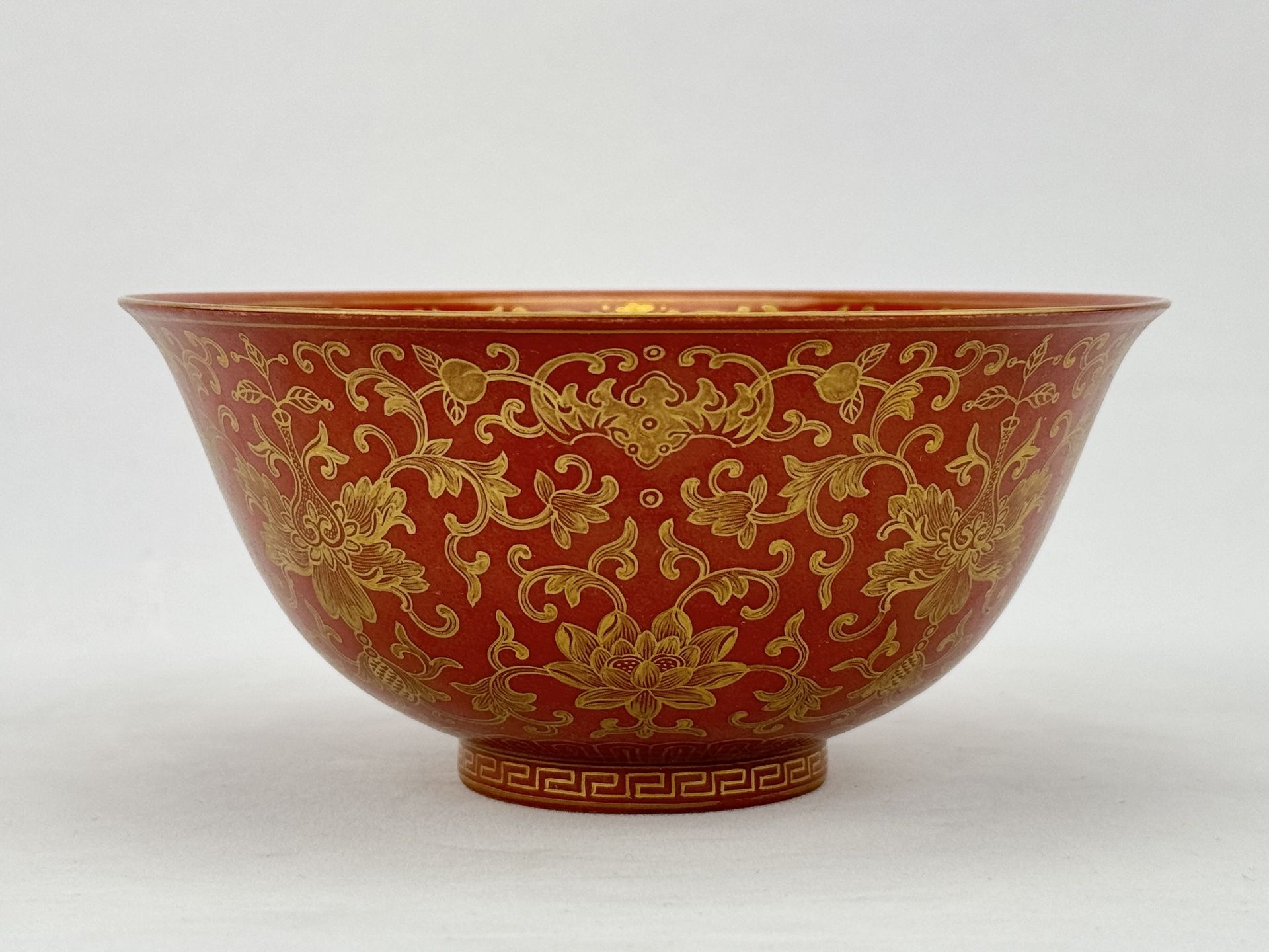 A Chinese Famille Rose bowl, 18TH/19TH Century Pr.  - Image 2 of 7